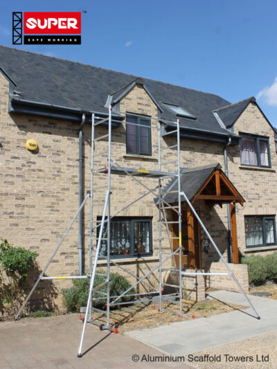 Alternative view of eDIY 5++ (3 in ONE) Scaffold Tower with 4 Telescopic Outriggers