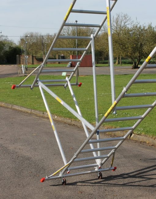 SUPER DIY Aluminium Scaffold Towers, Heavy And Light Duty